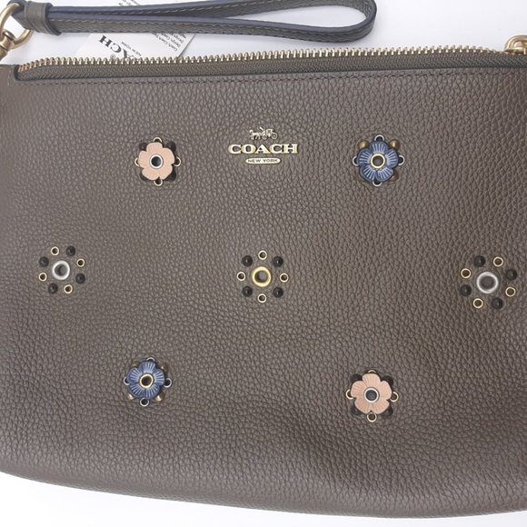 Coach F72399 Wristlet Pouch Bag - Brass/Moss